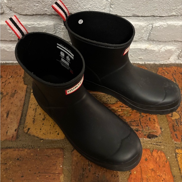 Hunter Play Navy Ankle Rain Boots - Picture 2 of 5